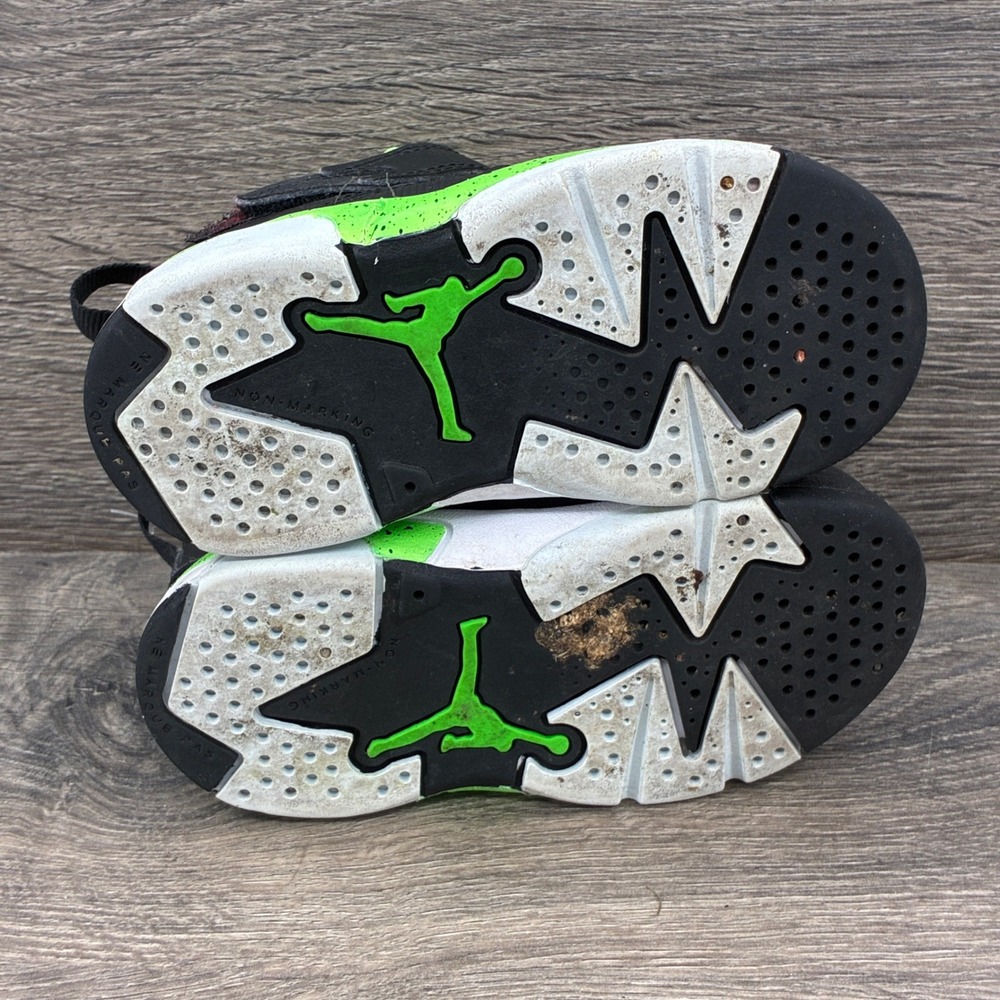 Jordan‎ 6 Retro Toddler Kids Sneakers Shoes Size 6C Black Green DM1687-003 - Picture 6 of 9